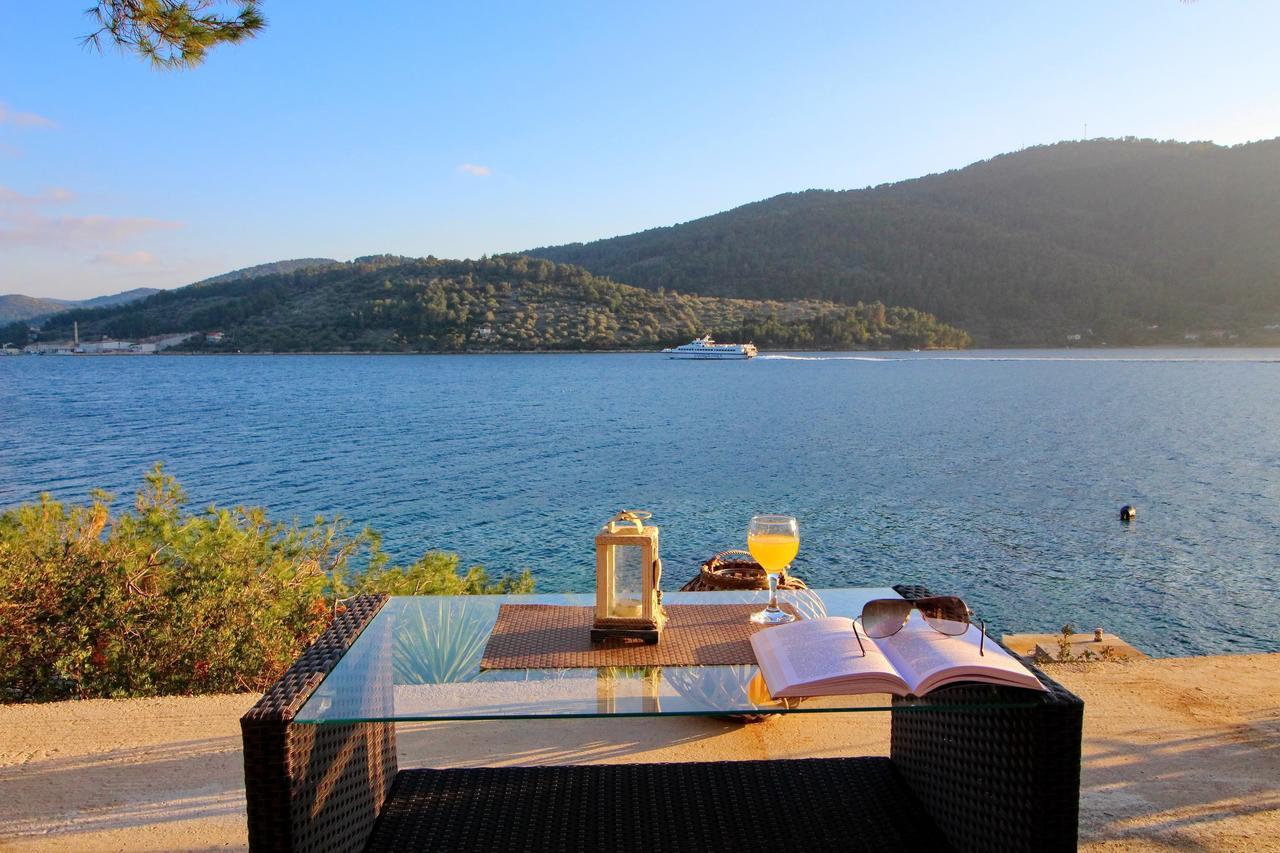 Holiday Home Bili Zal Vela Luka Esterno foto